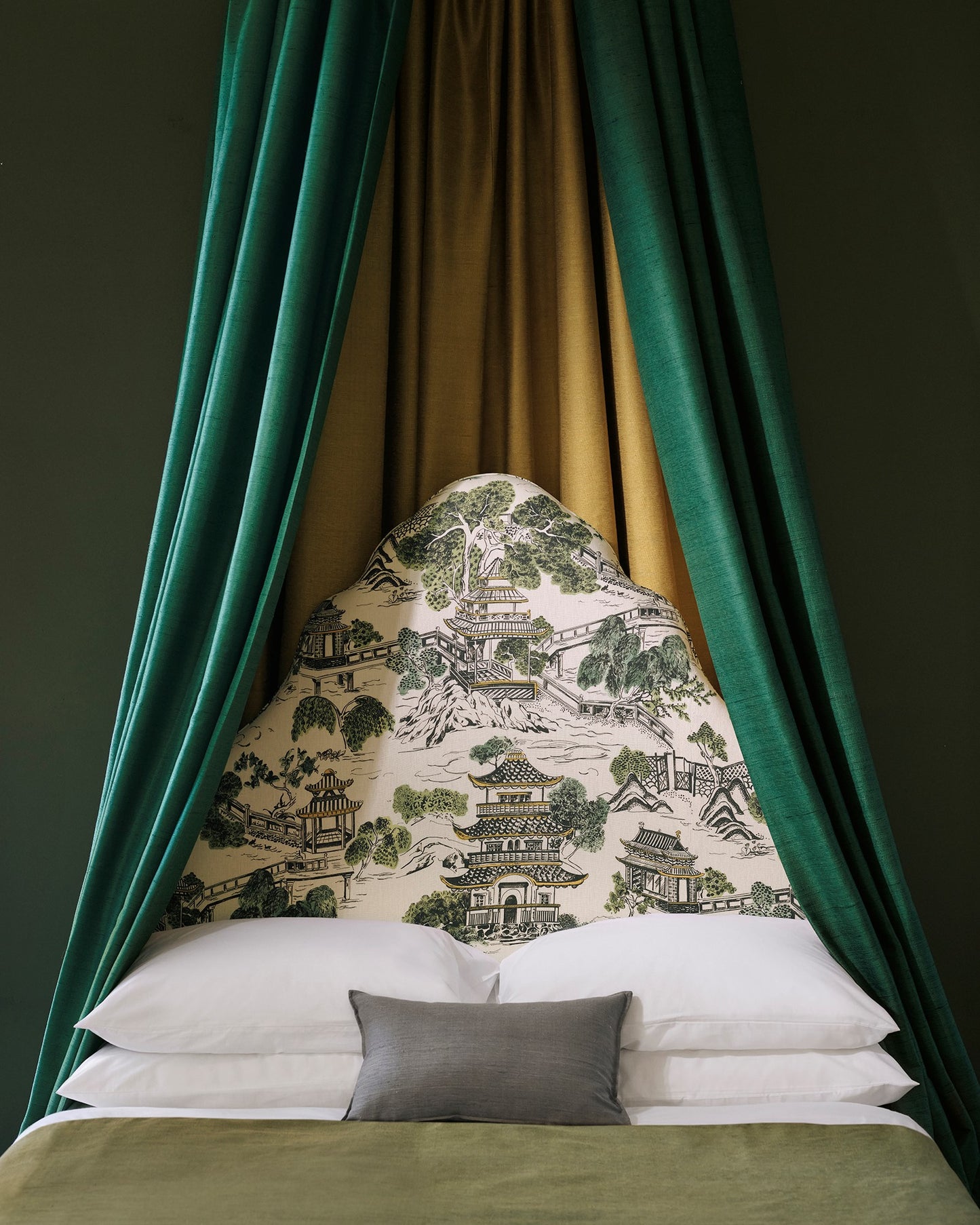 Manuel Canovas | Mandarin